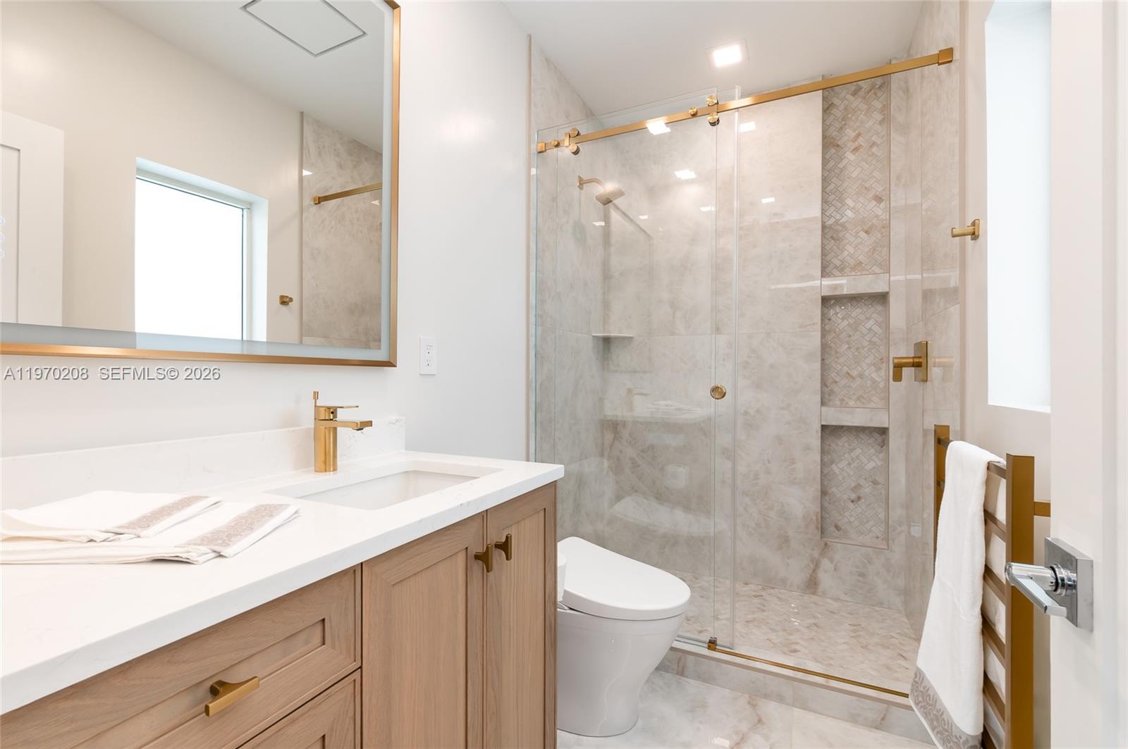 VENETIAN ISLES 1ST SEC - Residential