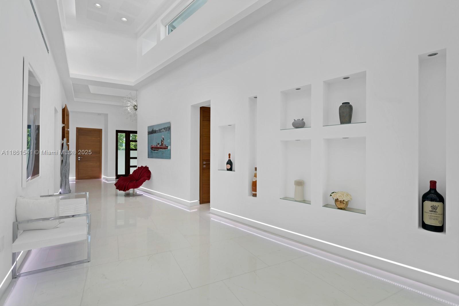 BISCAYNE POINT - Residential