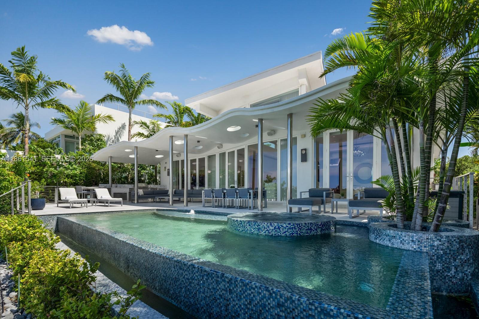 BISCAYNE POINT - Residential