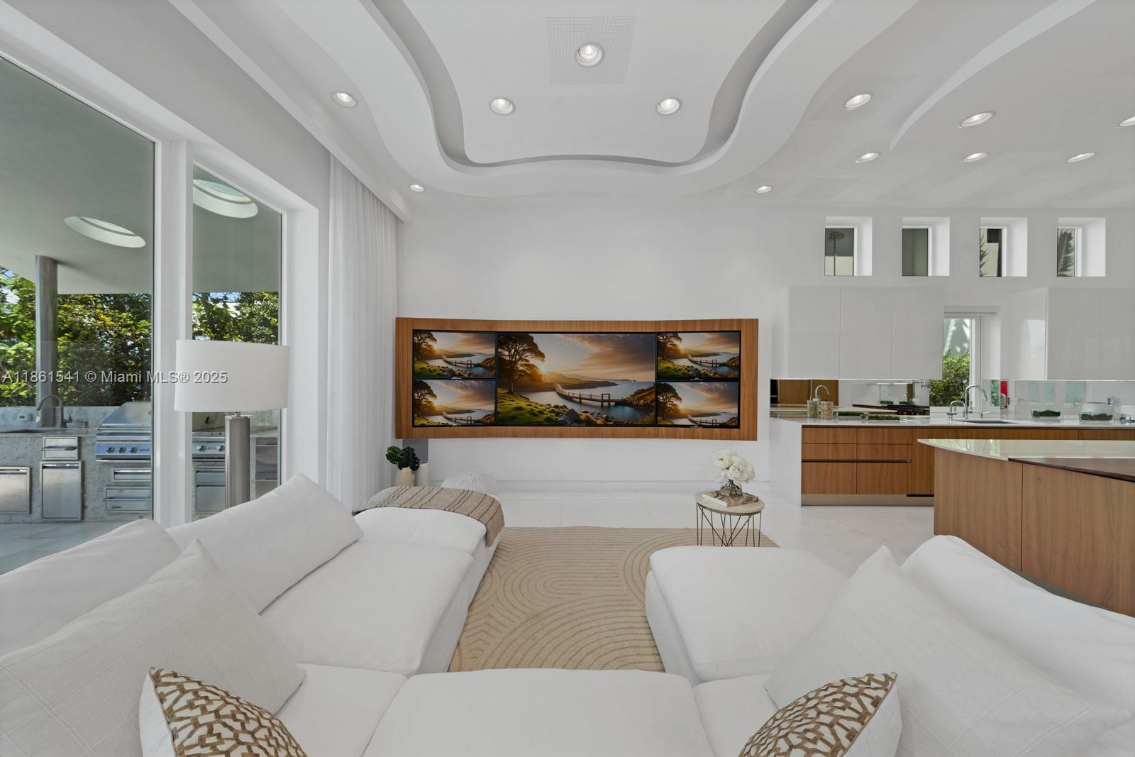 BISCAYNE POINT - Residential
