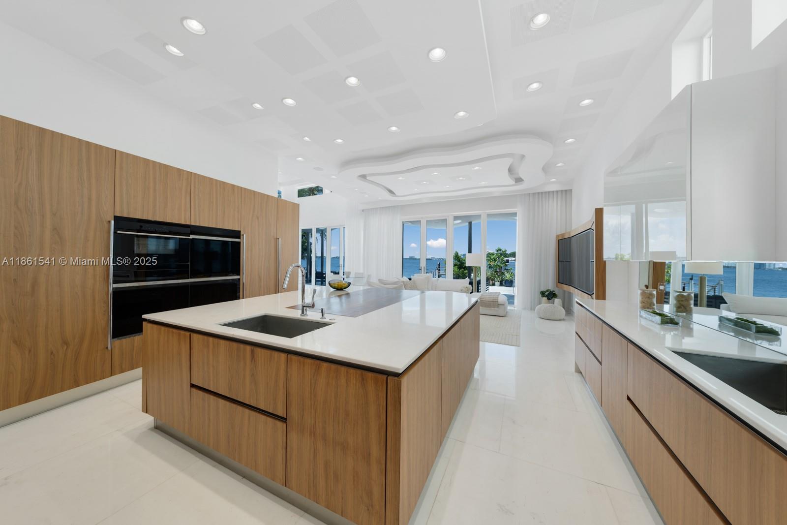 BISCAYNE POINT - Residential