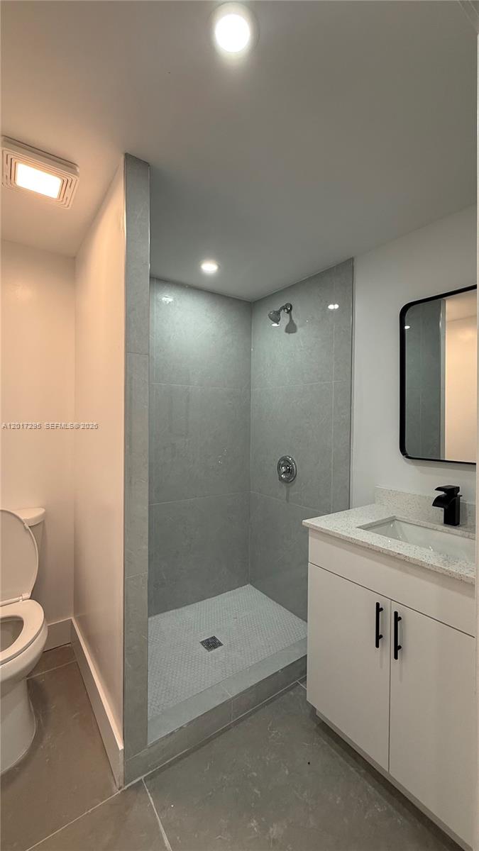 LAWRENCE ESTATE EAST ADDN - Residential Lease