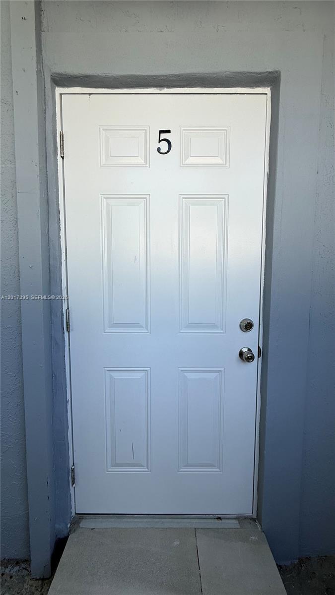 LAWRENCE ESTATE EAST ADDN - Residential Lease