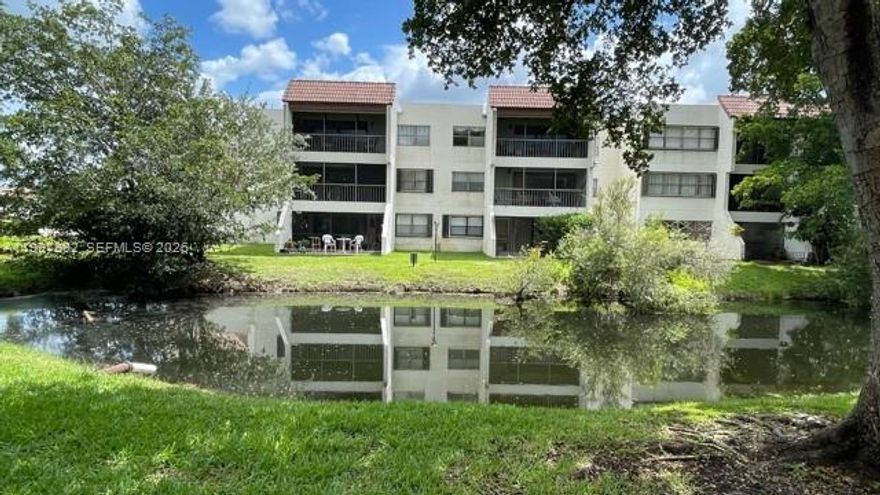 UNIT IS AVAILABLE  JUL 1, 2026. Very nice unit in Weston. Water view. First floor. 1 bed / 1.5 baths. Upgraded
kitchen and bathrooms. Stainless steel appliances. Tile and laminated floors. Hurricane impact windows and also
accordion shutters. Screened patio. Storage. No pets allowed. Tenant in property. Showassist for appointment.