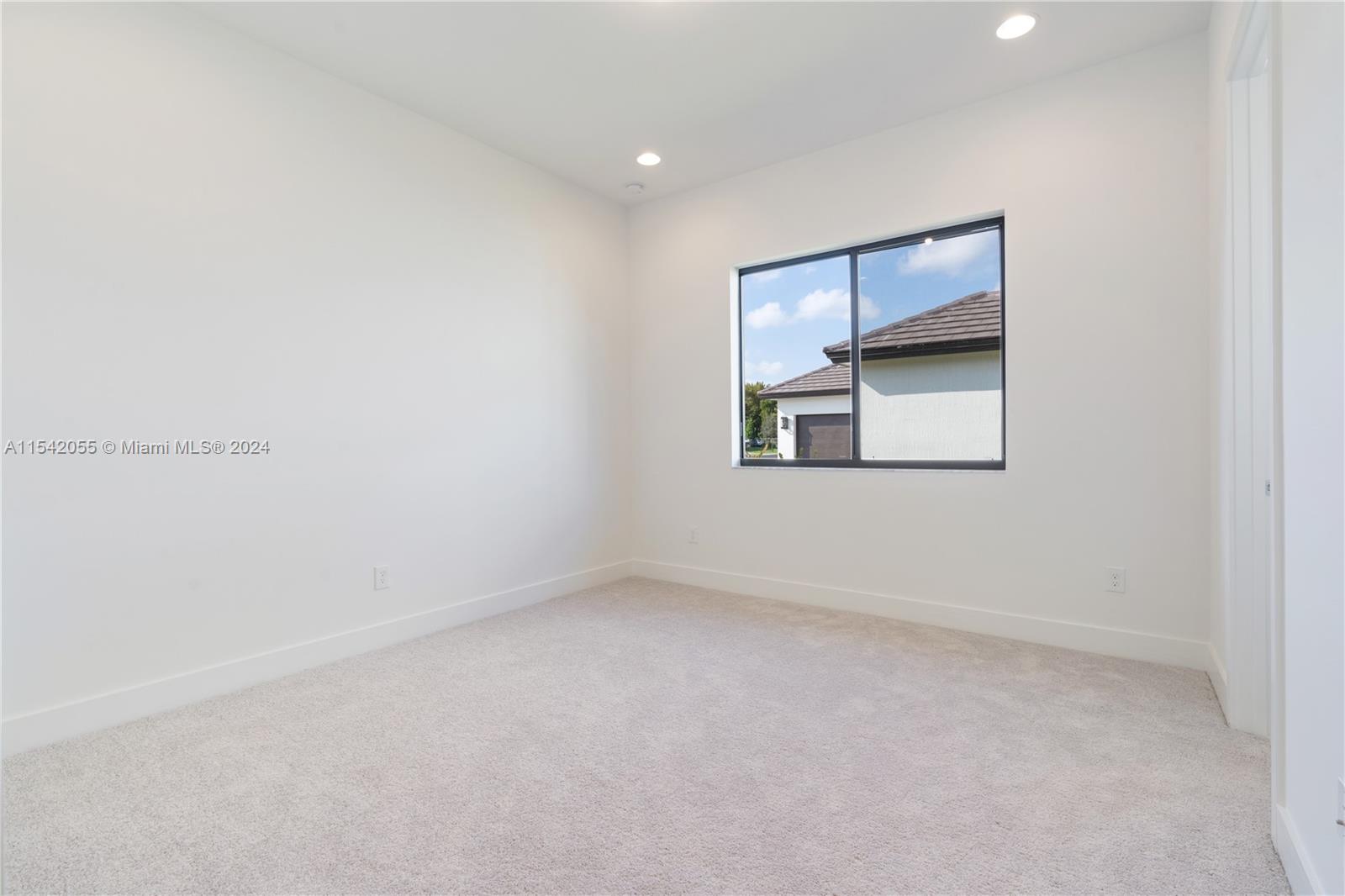 KINGFISHER ESTATES - Residential