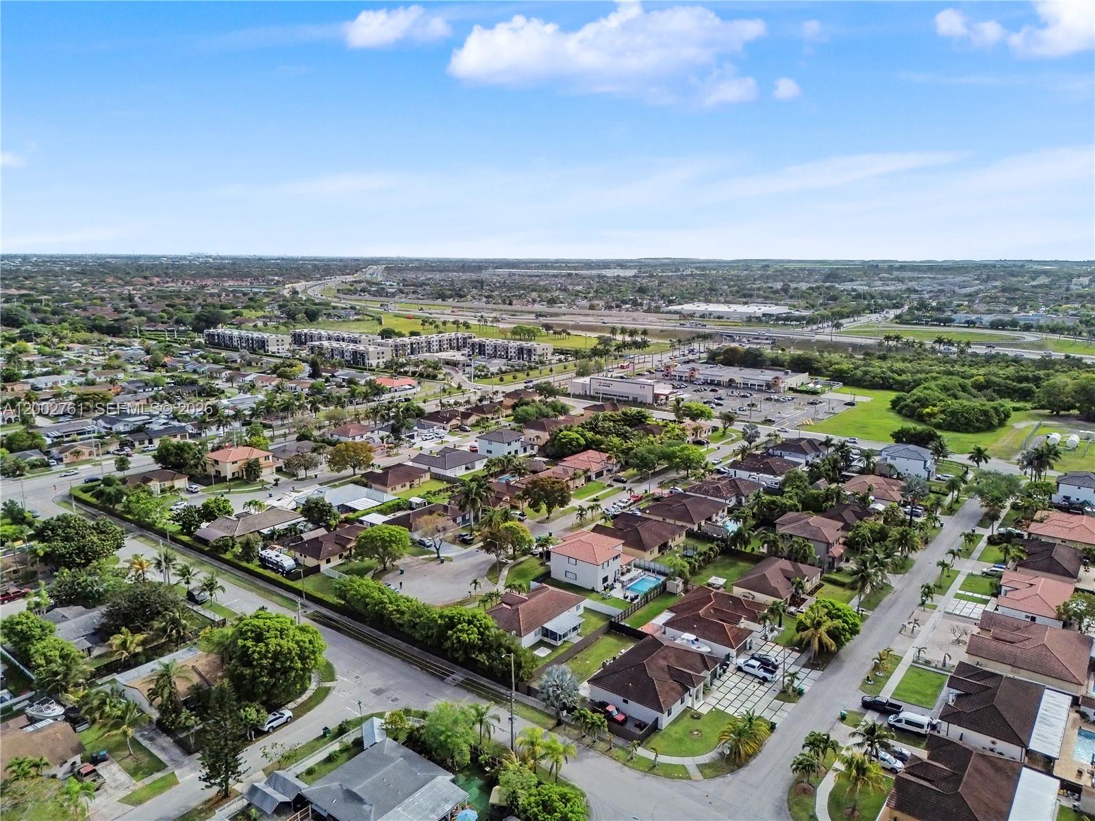 BISCAYNE DRIVE ESTATES - Residential