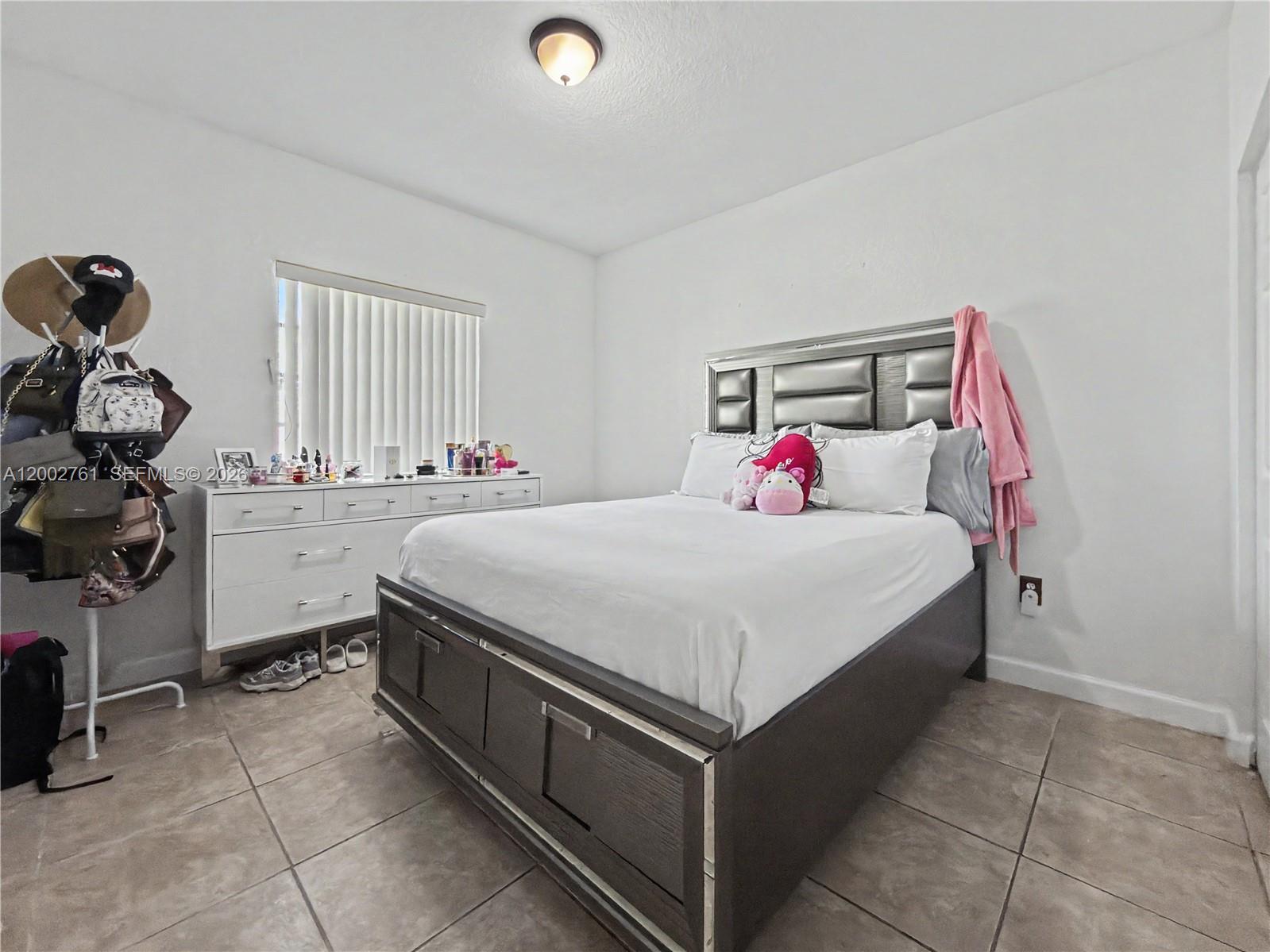 BISCAYNE DRIVE ESTATES - Residential