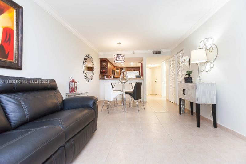 LA RIVE GAUCHE CONDO - Residential Lease