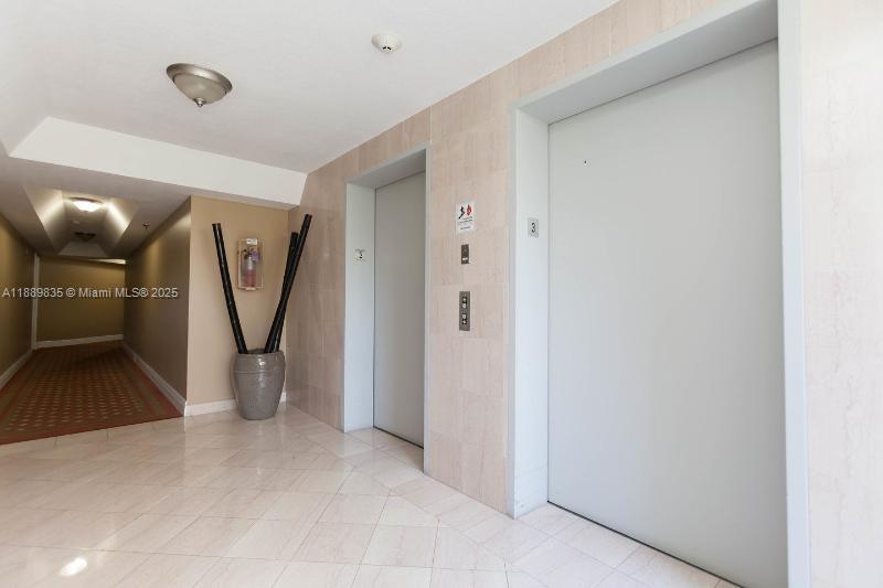 LA RIVE GAUCHE CONDO - Residential Lease