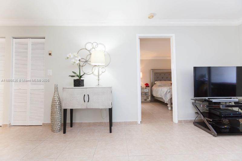 LA RIVE GAUCHE CONDO - Residential Lease