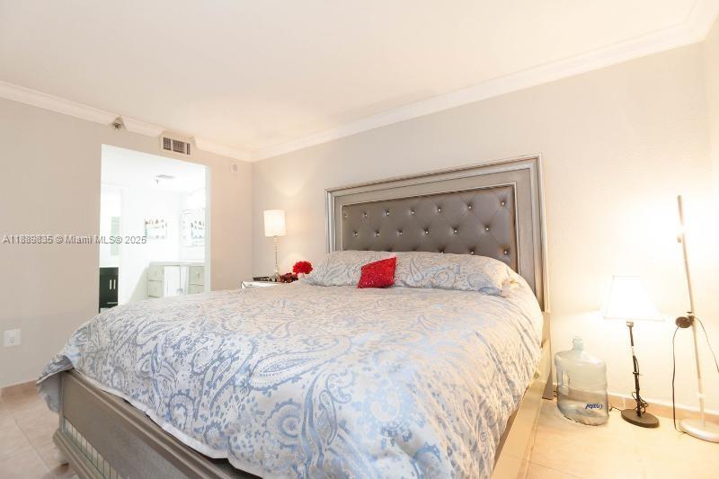 LA RIVE GAUCHE CONDO - Residential Lease
