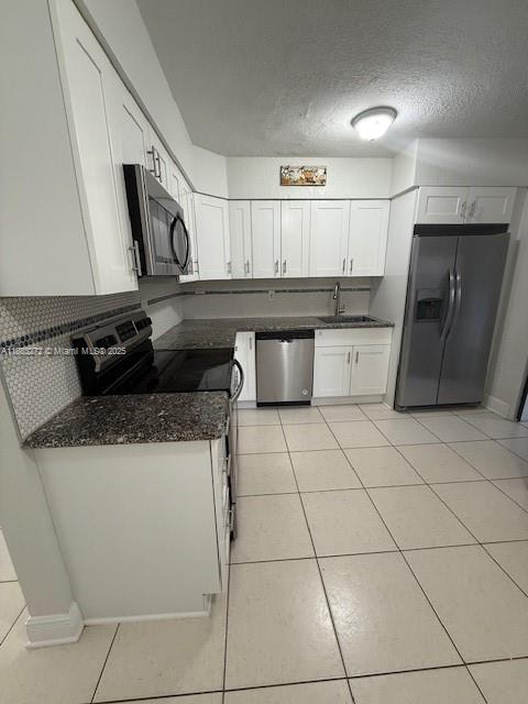 IRONS MANOR 2ND ADDN - Residential Lease