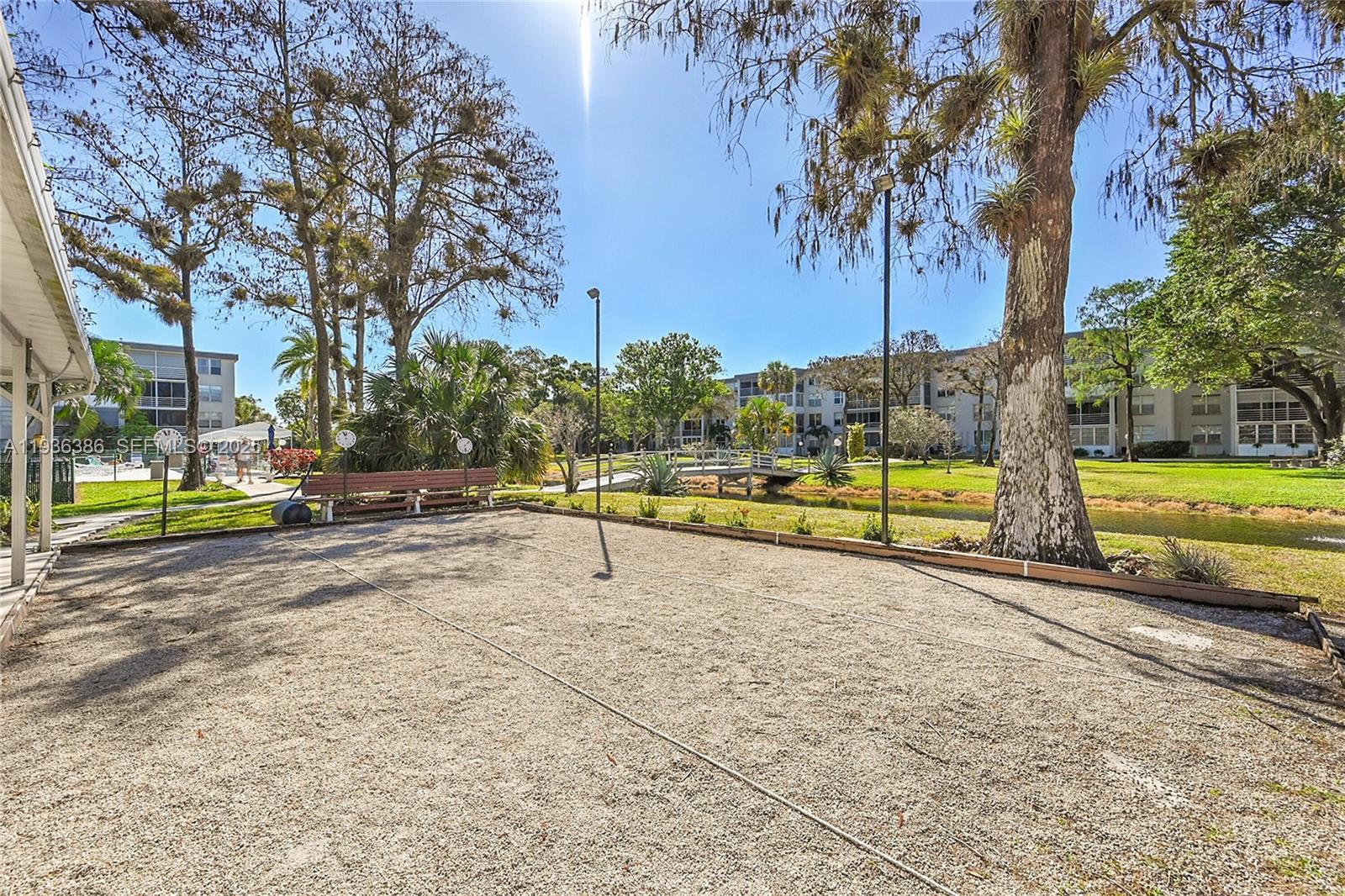 CYPRESS CHASE CONDO NO 3 - Residential