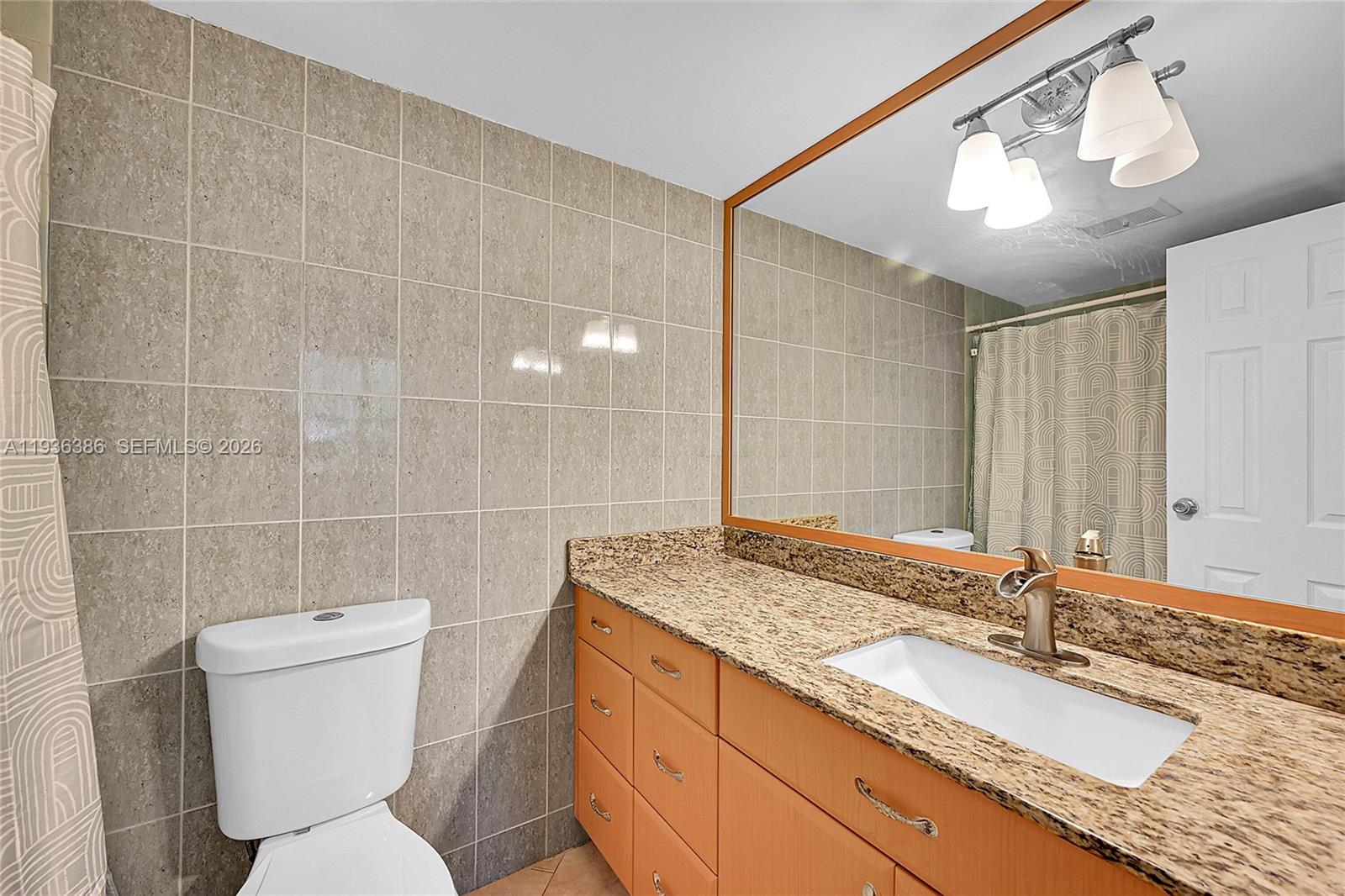 CYPRESS CHASE CONDO NO 3 - Residential