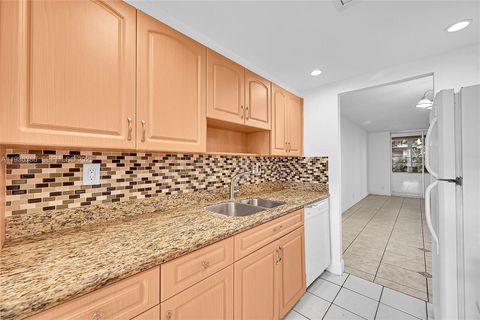 4850 NW 29th Ct 125 Lauderdale Lakes FL 33313