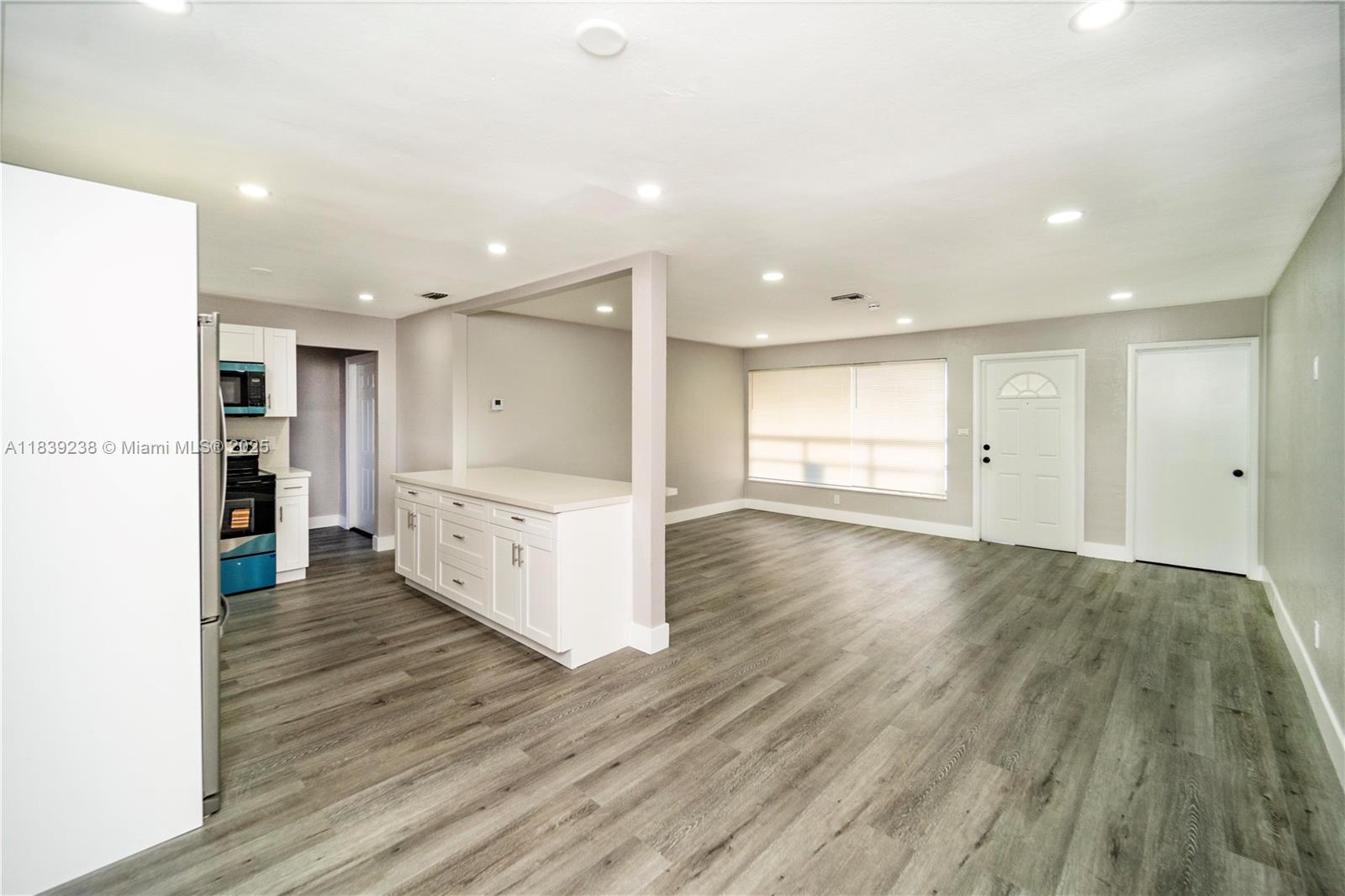 MIRAMAR SEC 4 - Residential