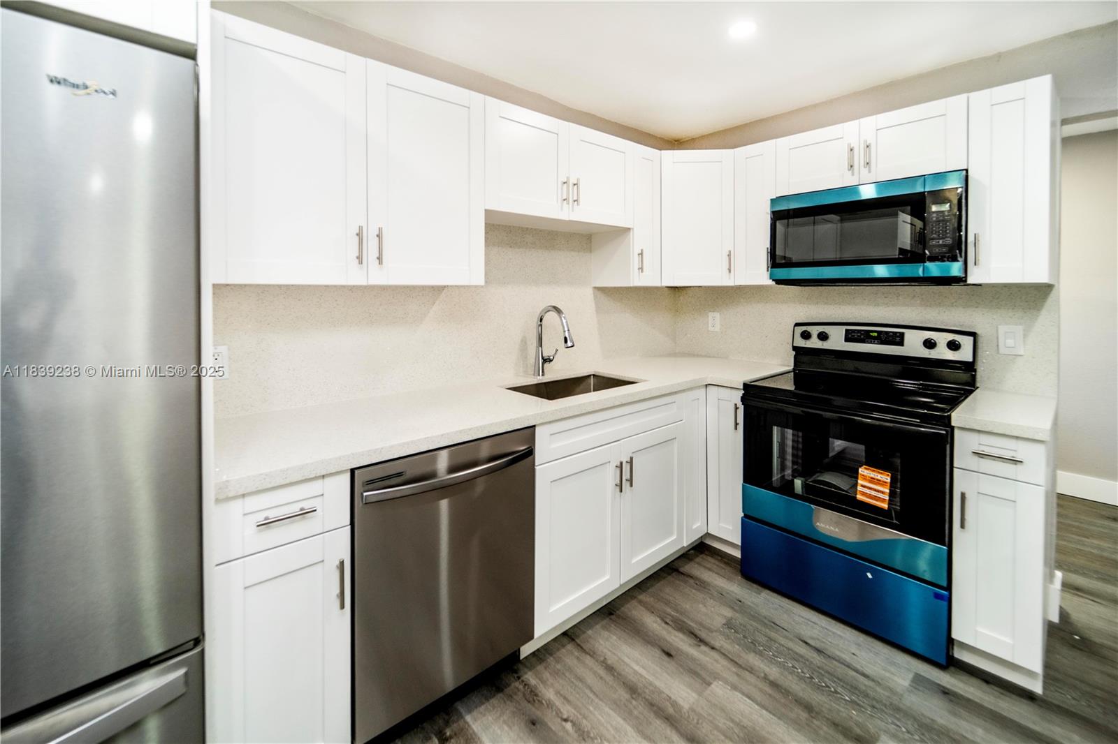 MIRAMAR SEC 4 - Residential