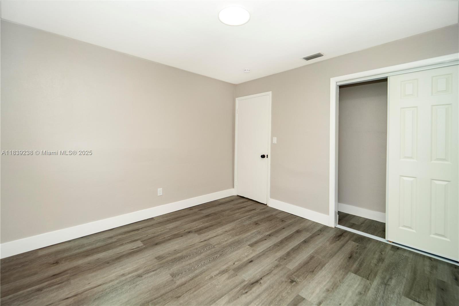 MIRAMAR SEC 4 - Residential