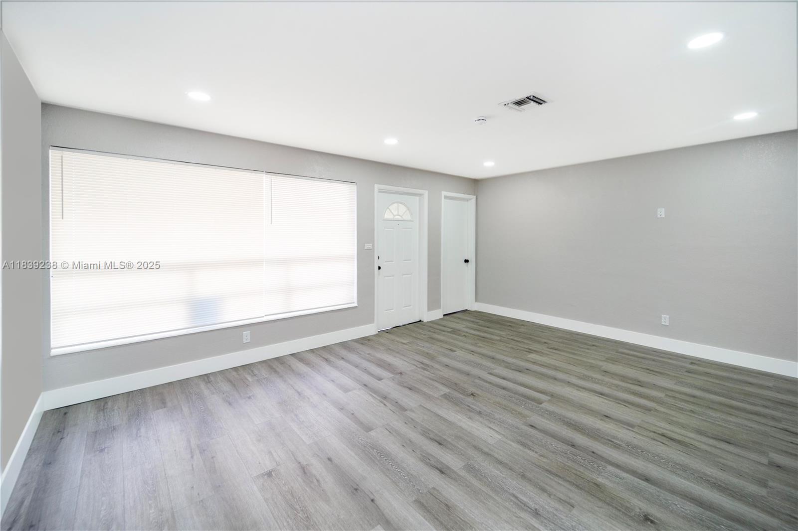 MIRAMAR SEC 4 - Residential