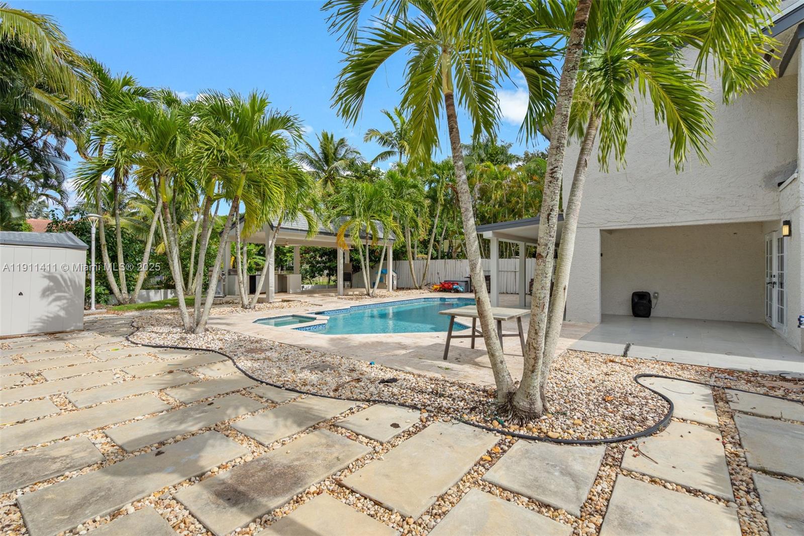 NEWMANS SURVEY - Residential Lease