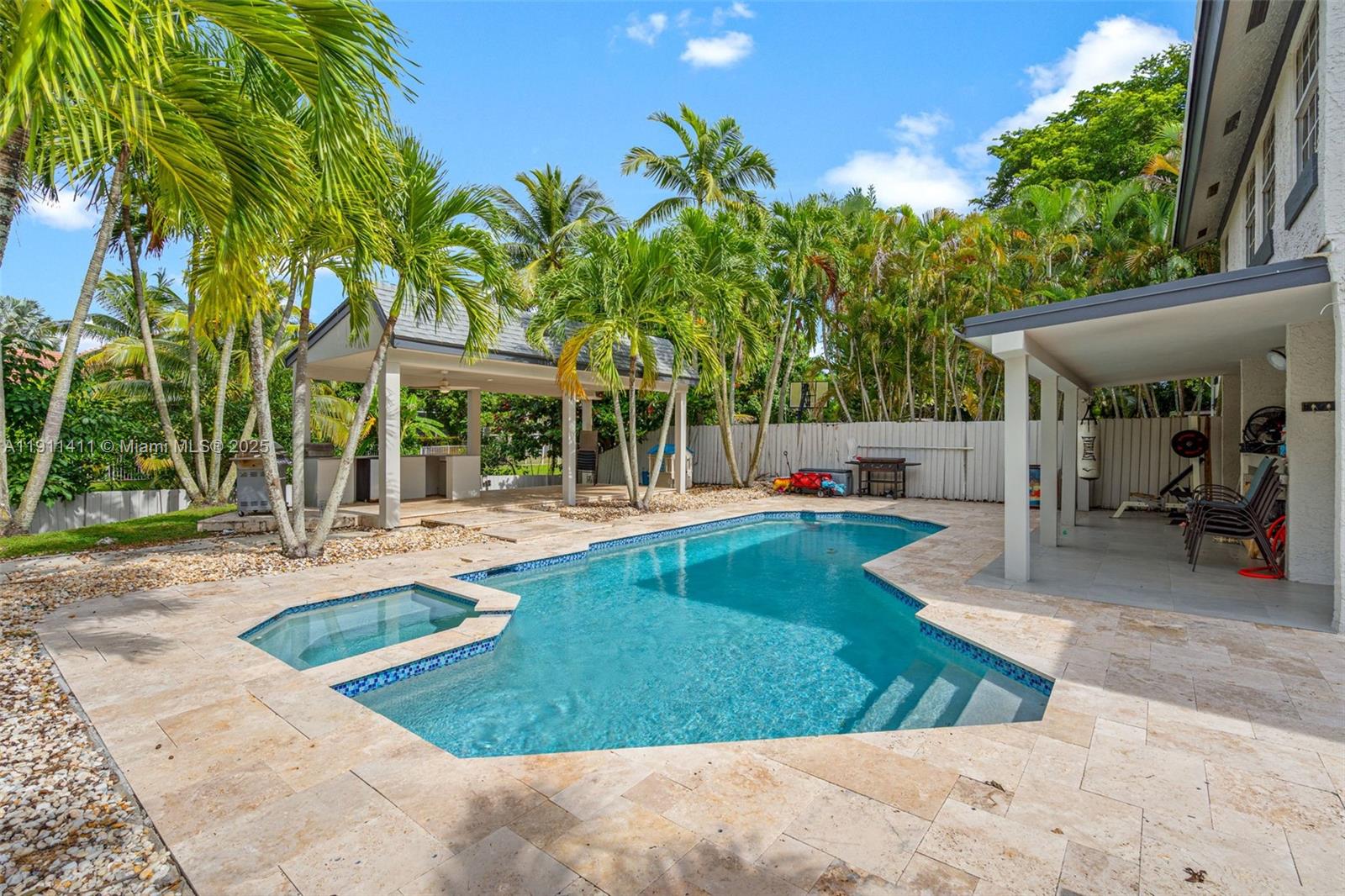 NEWMANS SURVEY - Residential Lease