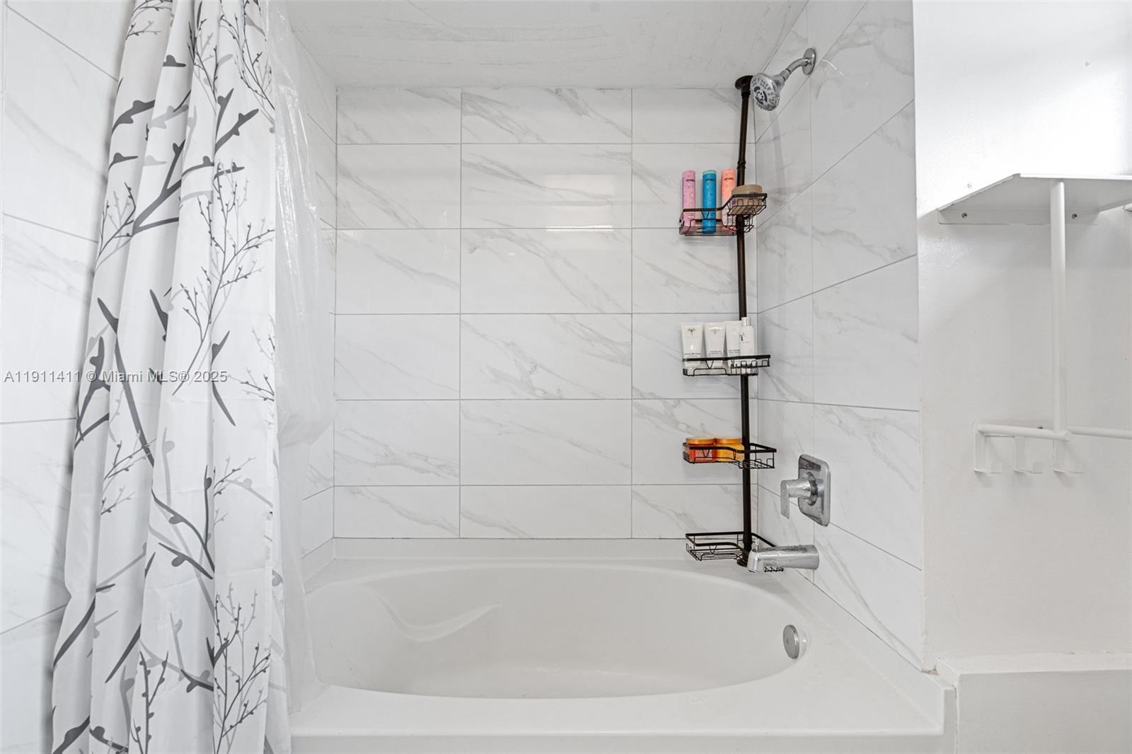 NEWMANS SURVEY - Residential Lease