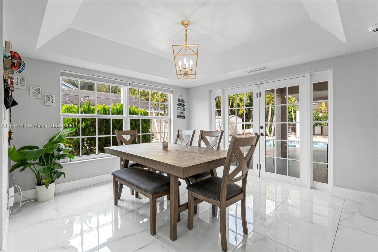 NEWMANS SURVEY - Residential Lease