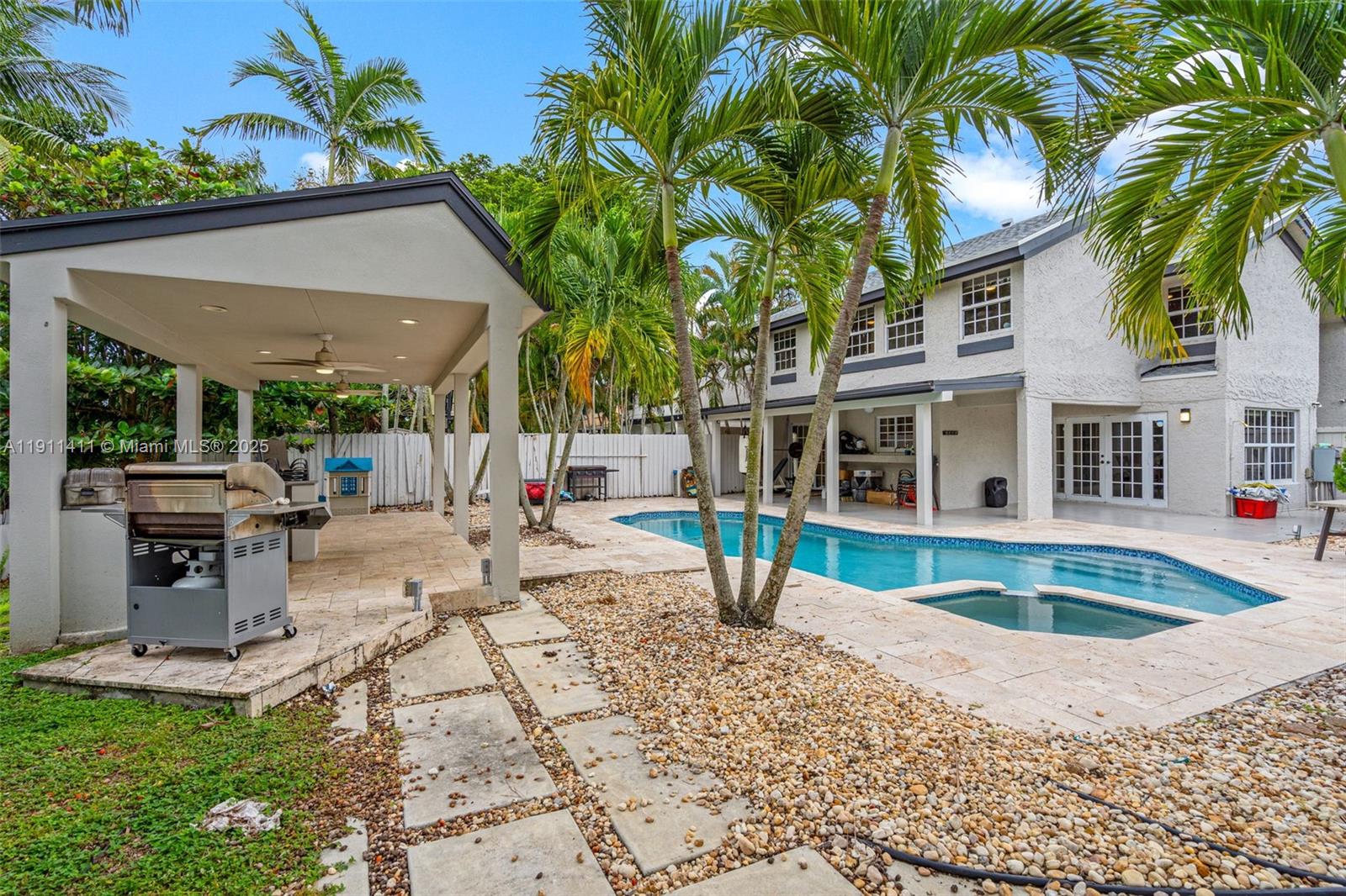 NEWMANS SURVEY - Residential Lease