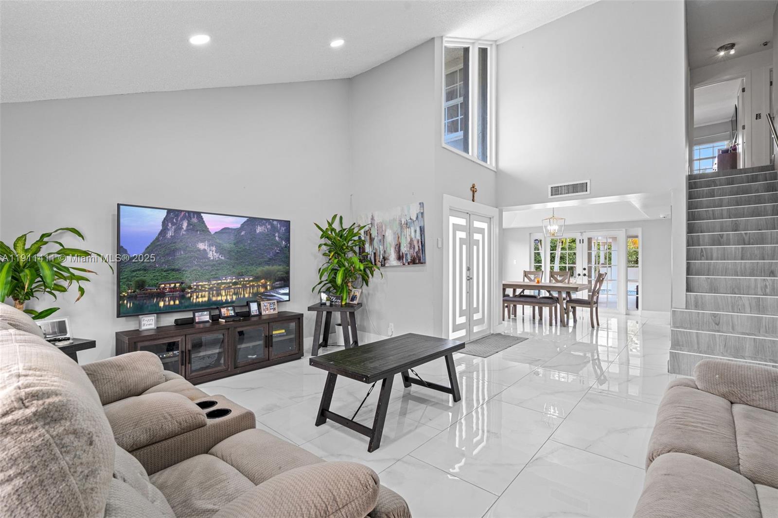 NEWMANS SURVEY - Residential Lease