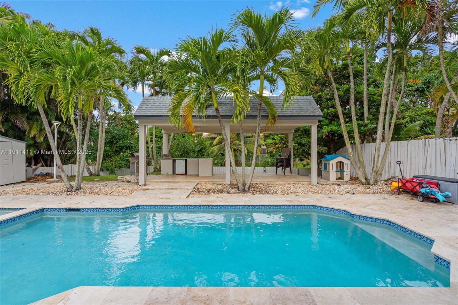 NEWMANS SURVEY - Residential Lease