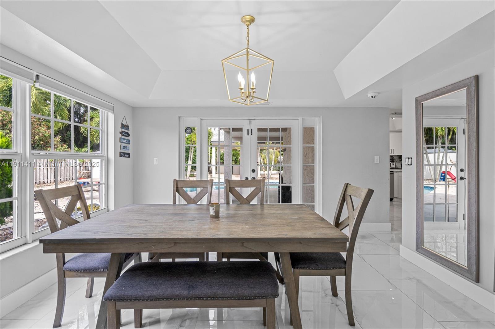 NEWMANS SURVEY - Residential Lease