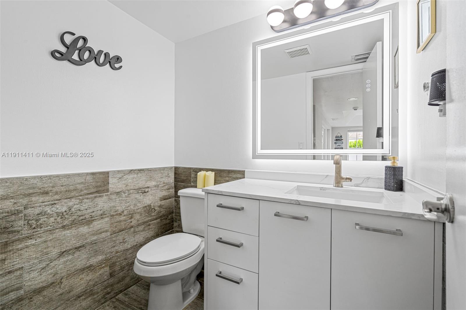 NEWMANS SURVEY - Residential Lease