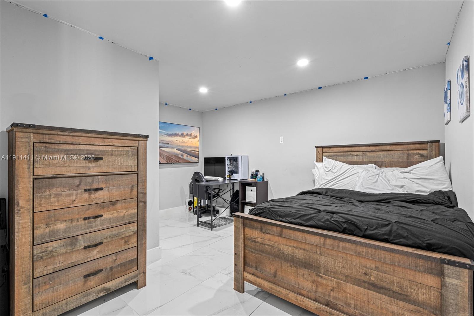 NEWMANS SURVEY - Residential Lease