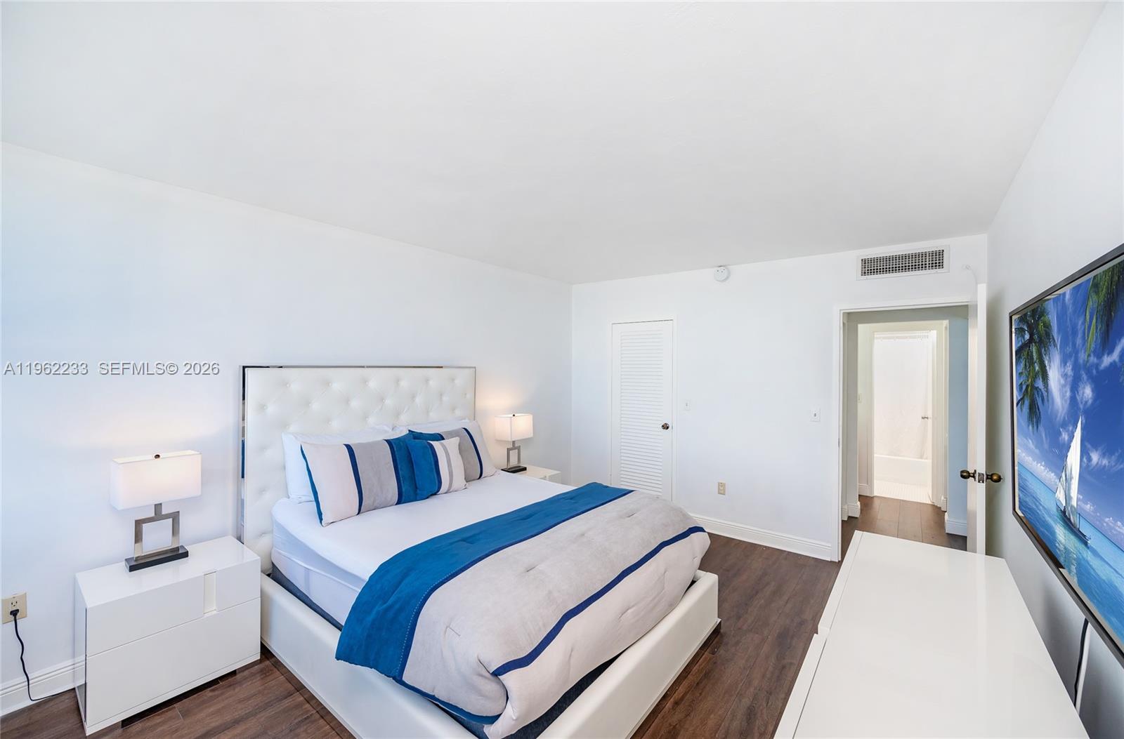 TRITON TOWER CONDO - Residential