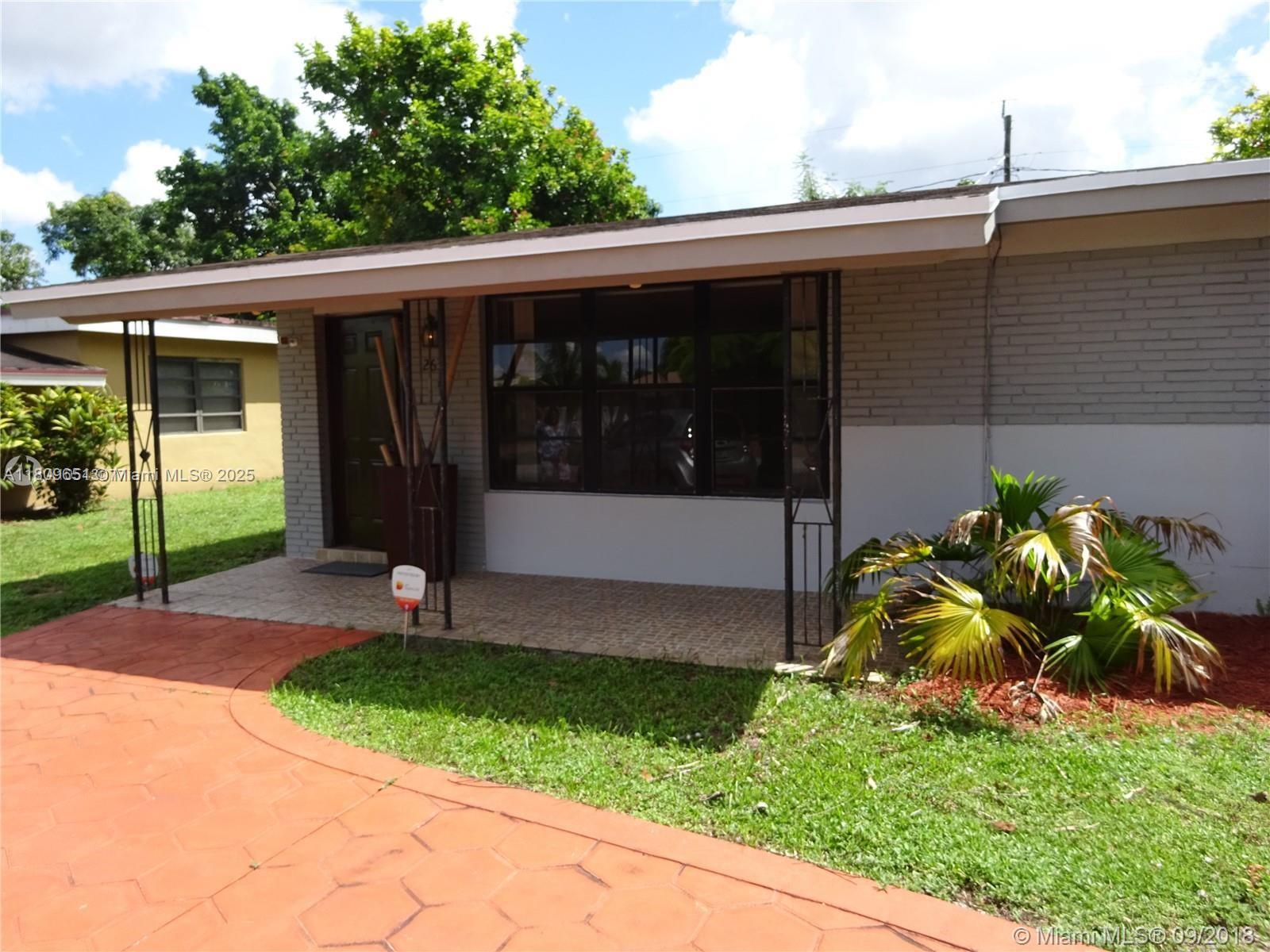 2631 Alcazar Dr, Miramar, Broward County, Florida - 2 Bedrooms  
1 Bathrooms - 
