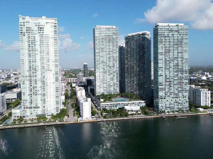 PARAISO BAY CONDO - Residential