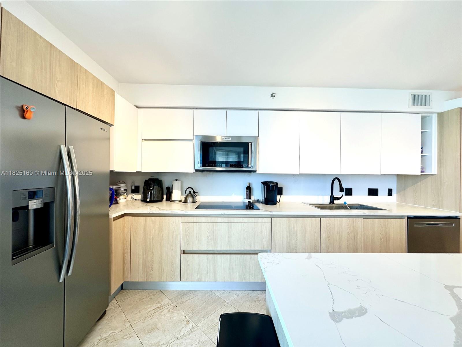 THE TROPICANA CONDO - Residential Lease