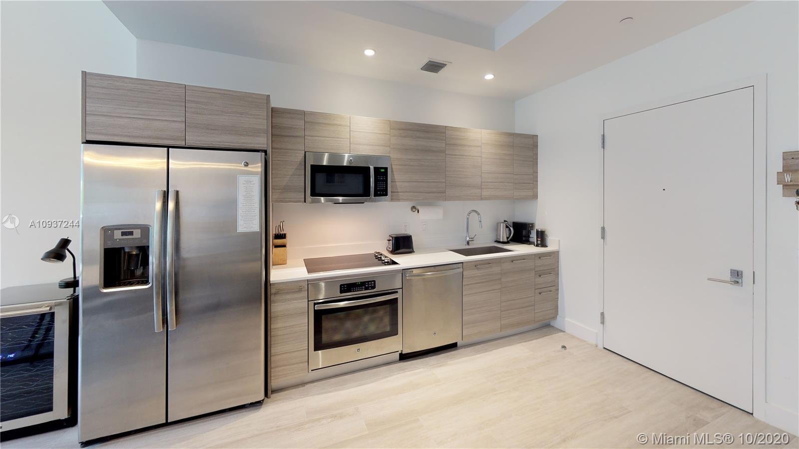 3401 MIDTOWN CONDO - Residential Lease