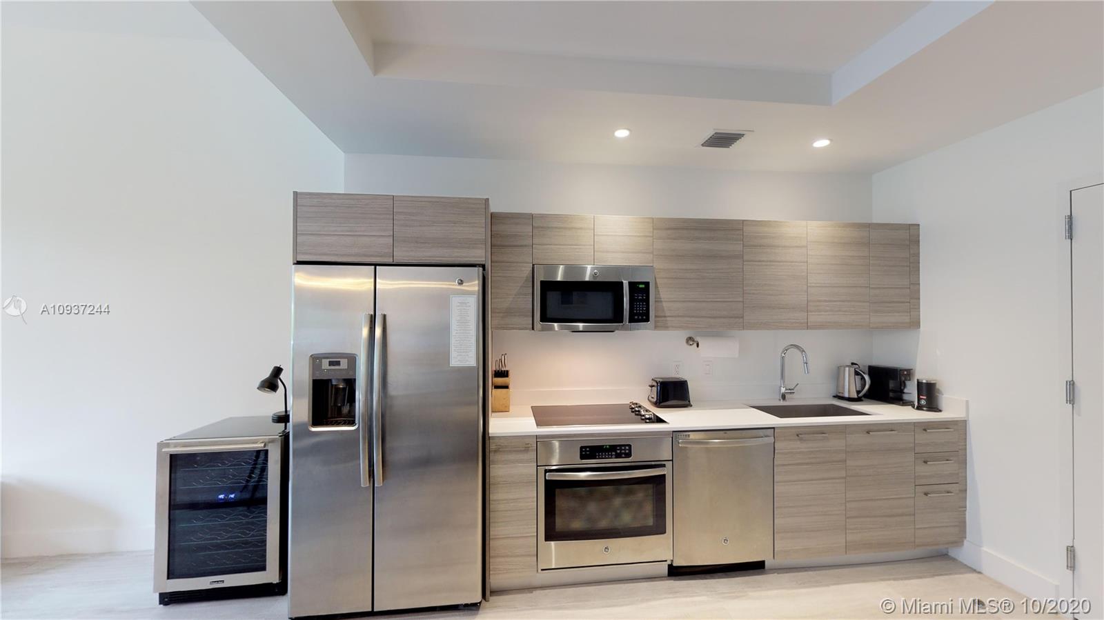 3401 MIDTOWN CONDO - Residential Lease