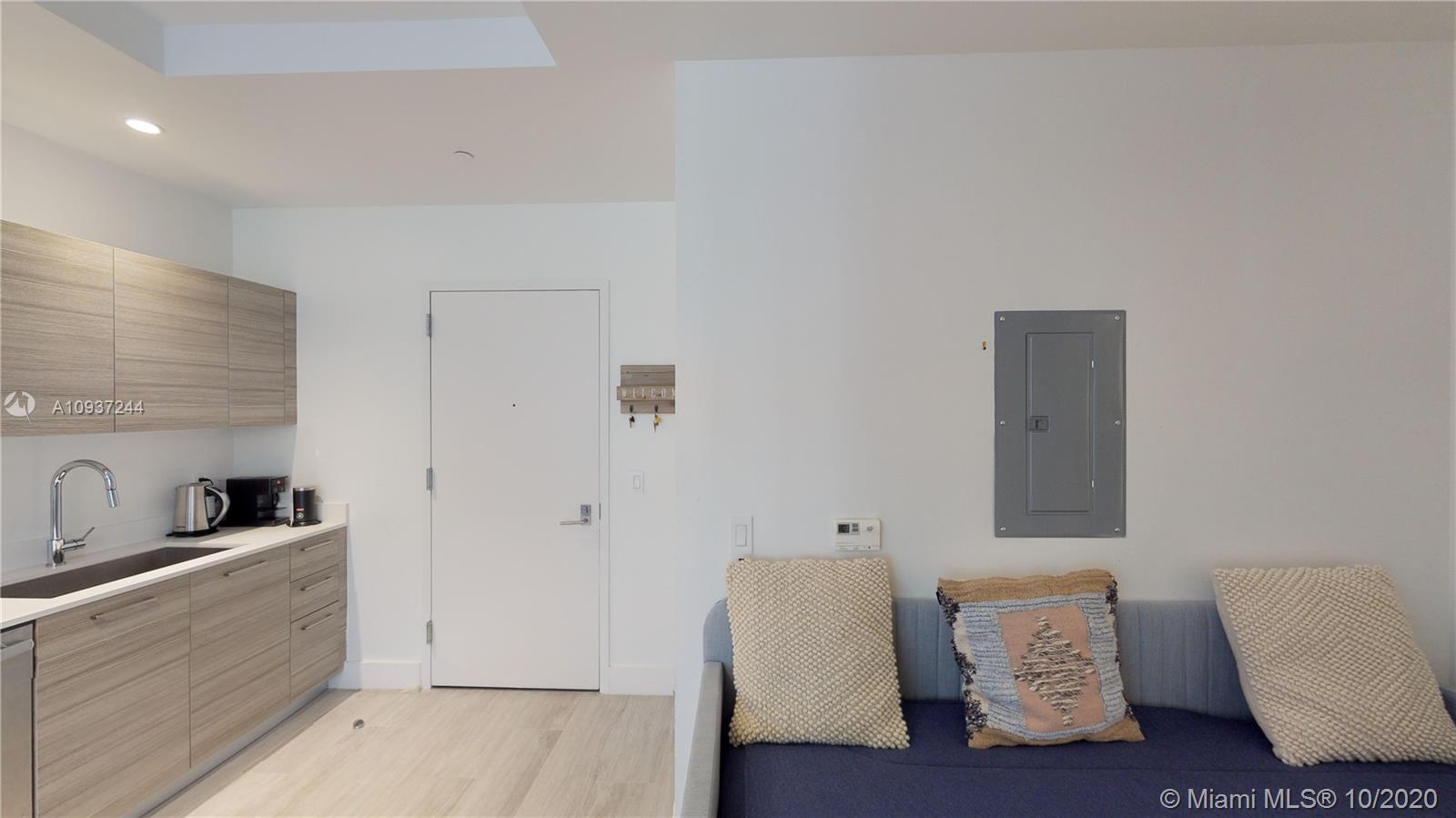 3401 MIDTOWN CONDO - Residential Lease