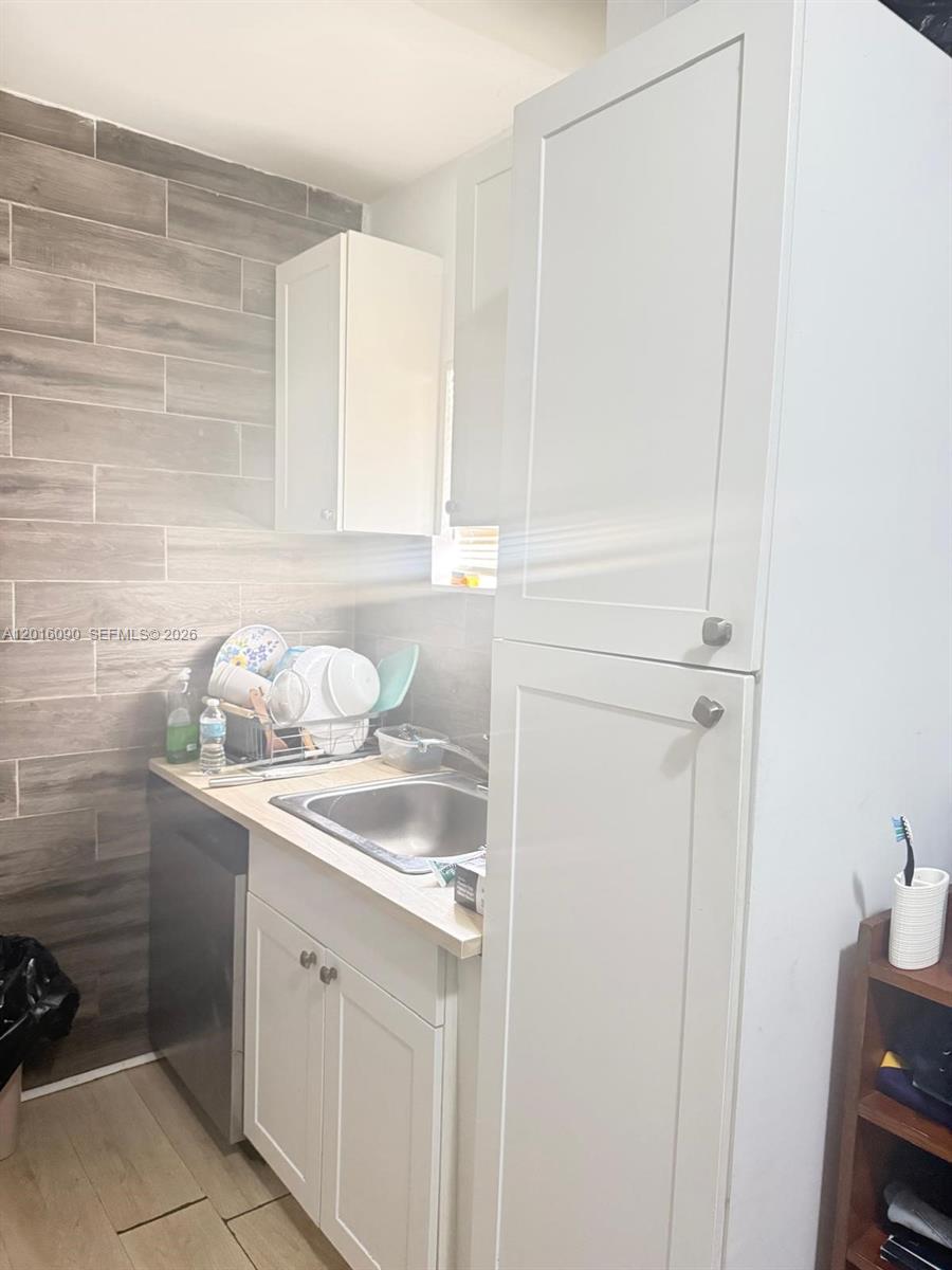 GRETA CONDO - Residential