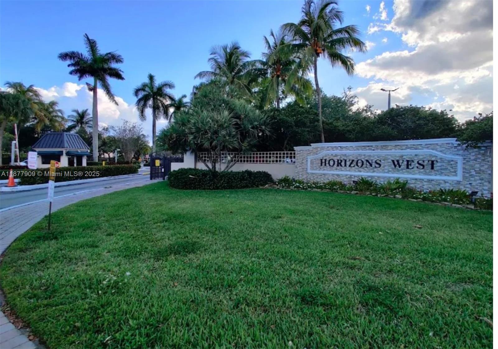 Amazing 2/2 unit in Horizons West that was just recently renovated with new flooring throughout, new kitchen cabinets, new bathrooms and brand new stainless steel appliances. Close to various shopping centers as well as close proximity to the turnpike. Bring your clients, they will love it!