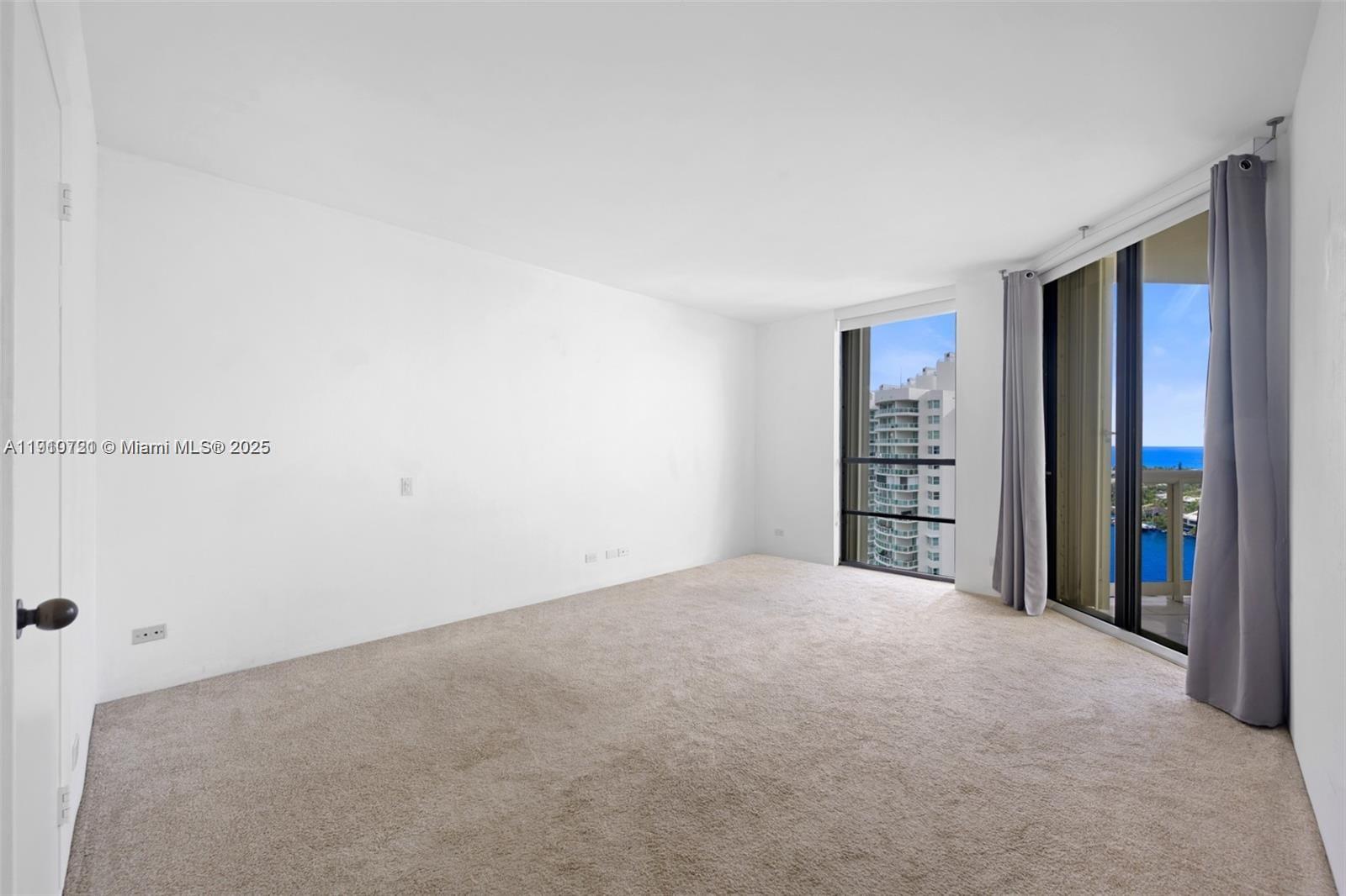 TERRACES NORTH TURNBERRY - Residential