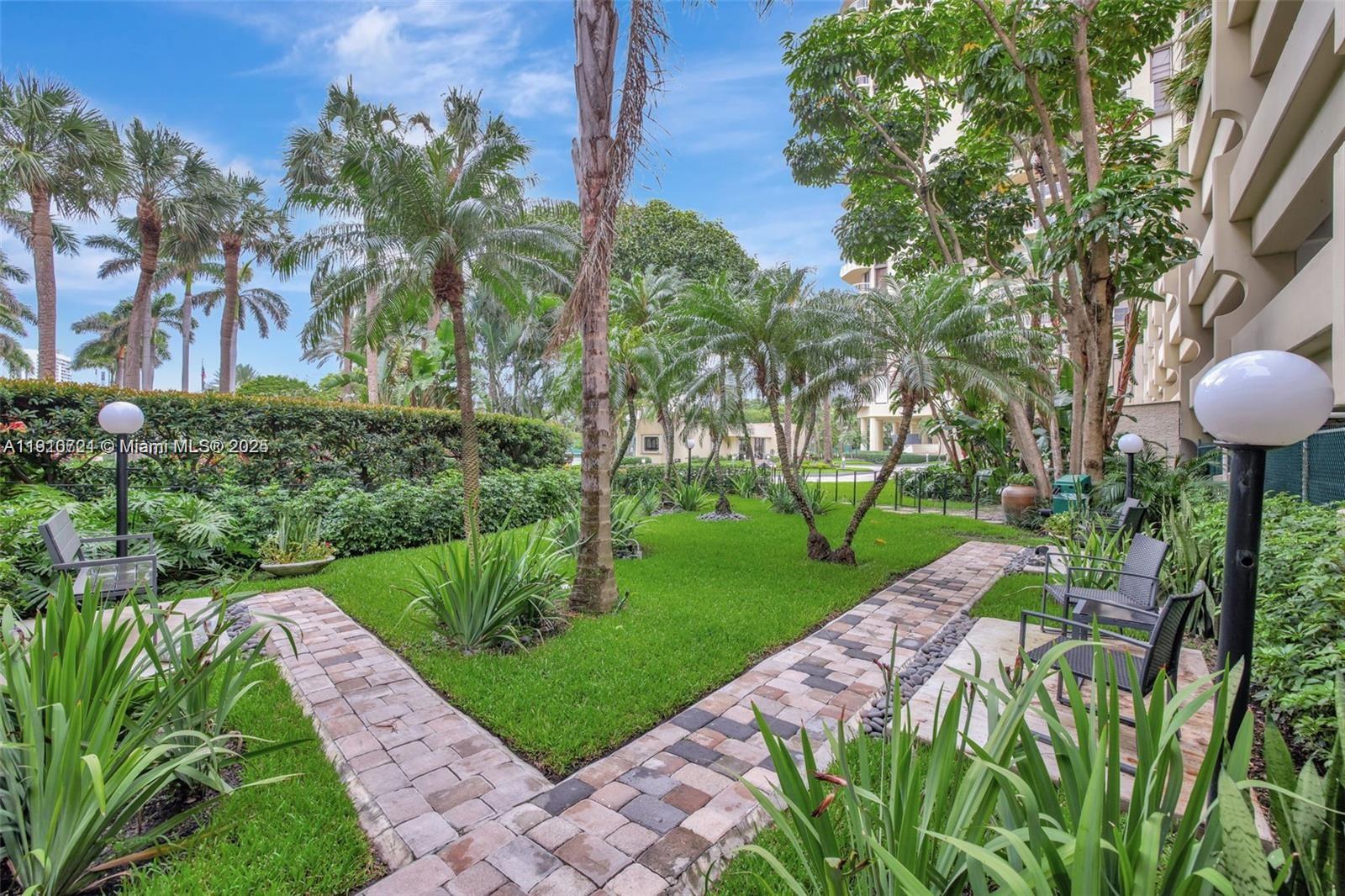 TERRACES NORTH TURNBERRY - Residential