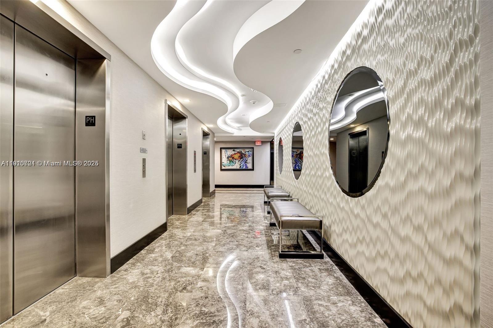 TERRACES NORTH TURNBERRY - Residential