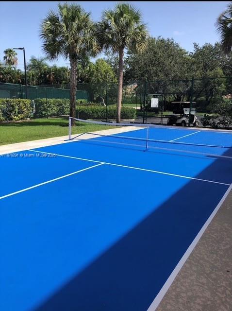 BONAVENTURE LAKES - Residential