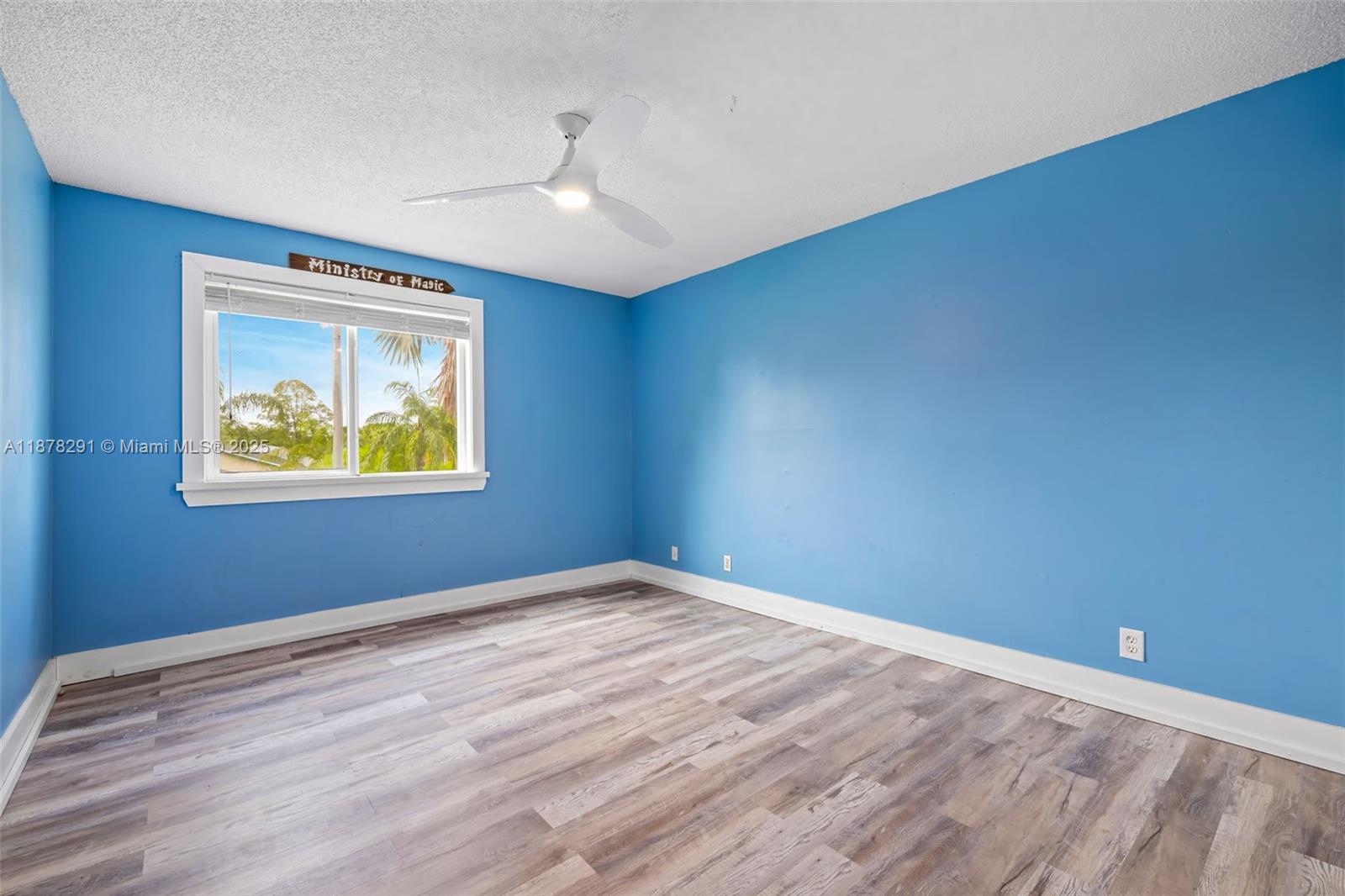 BONAVENTURE LAKES - Residential