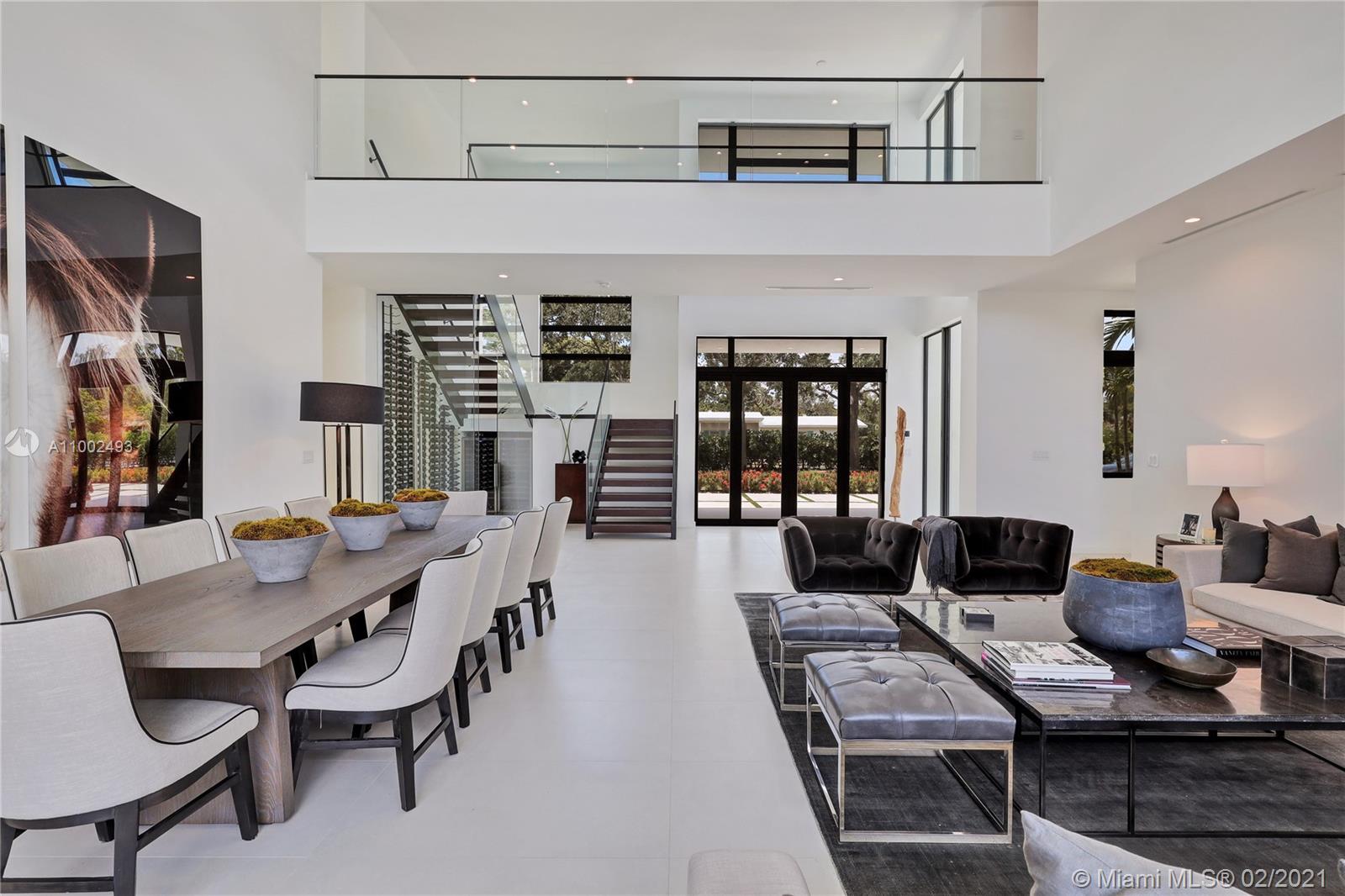 COLLINS HEIGHTS - Residential