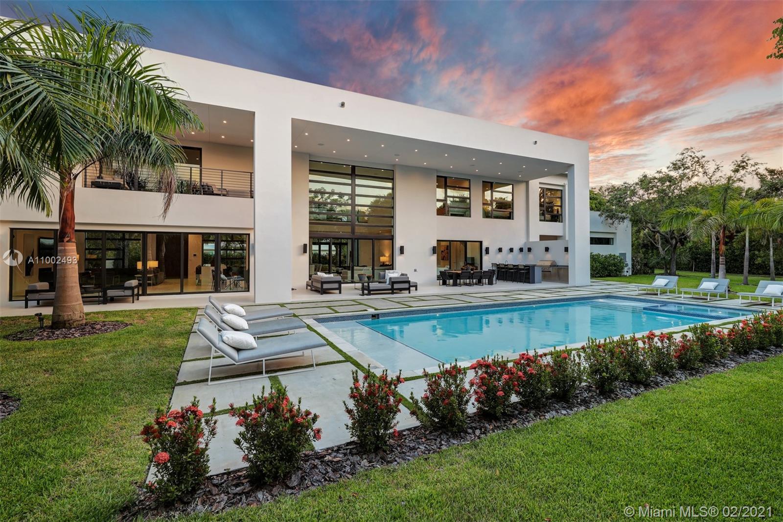 COLLINS HEIGHTS - Residential