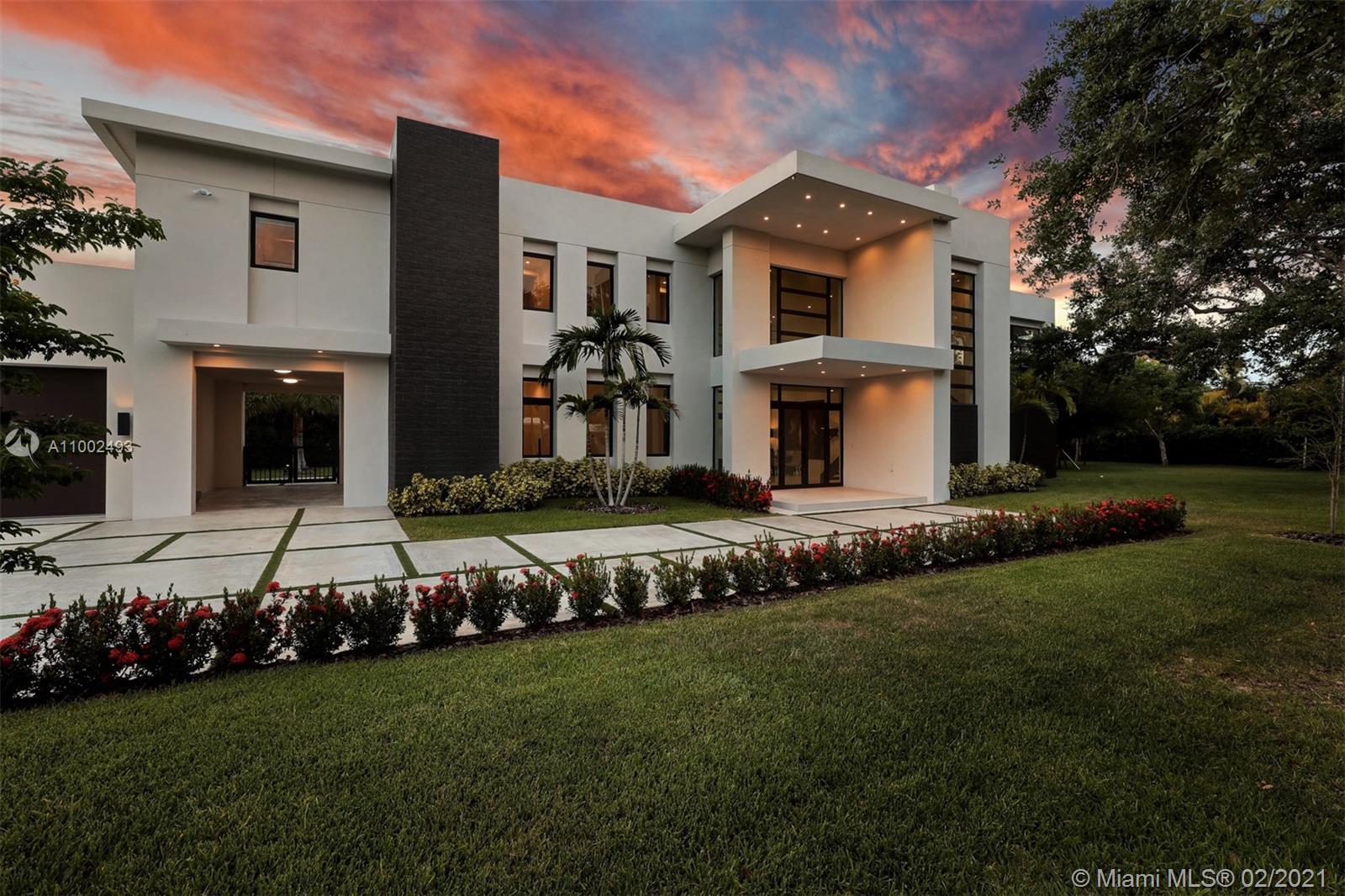 COLLINS HEIGHTS - Residential